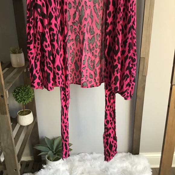 Umgee Hot Pink Animal Print Kimono NWT - Picture 5 of 16